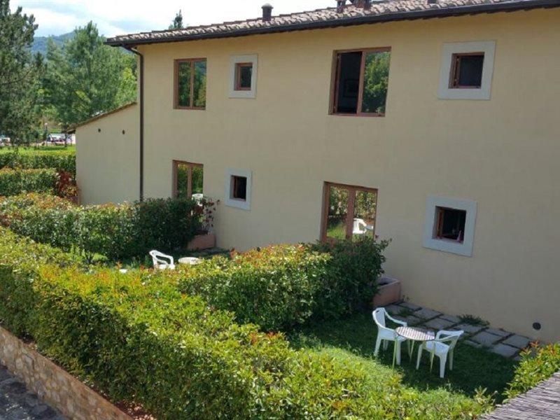 ホテル Relais Pian D'Ercole Montebonello エクステリア 写真