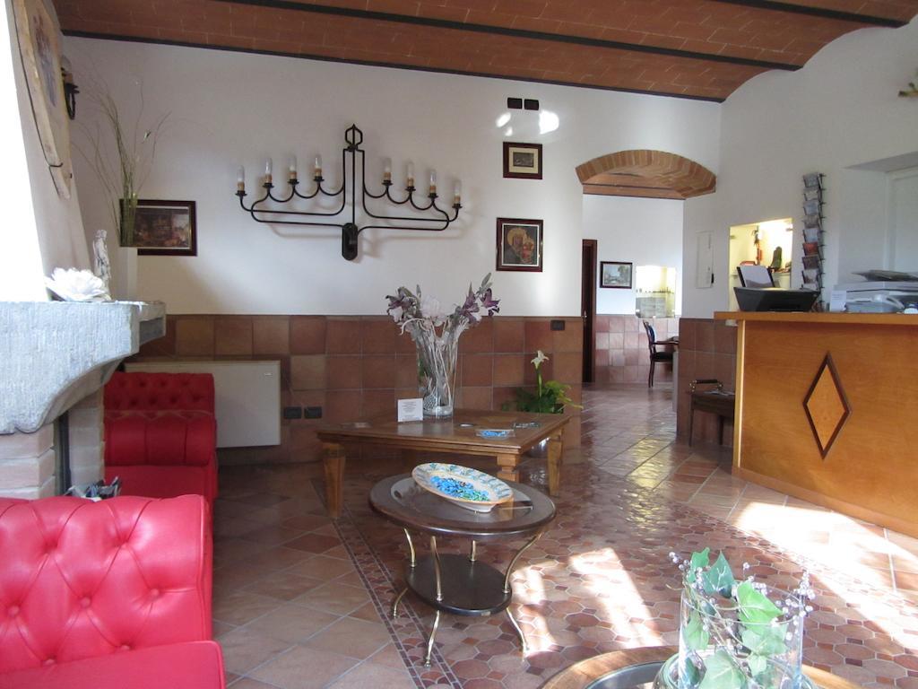 ホテル Relais Pian D'Ercole Montebonello エクステリア 写真