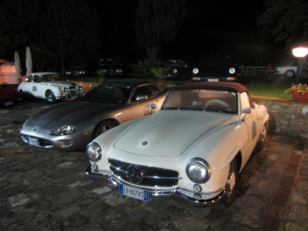 ホテル Relais Pian D'Ercole Montebonello エクステリア 写真